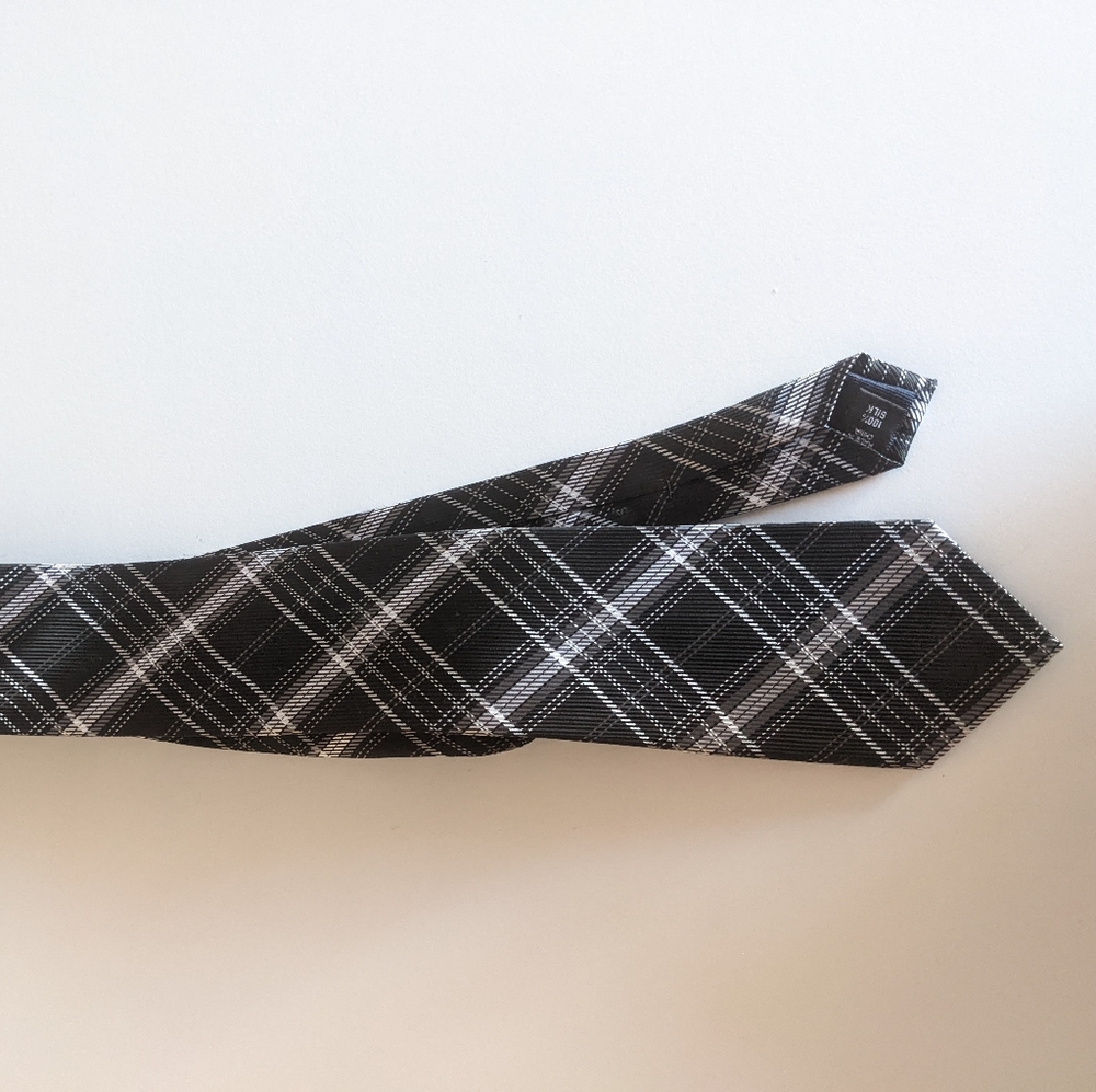 Michael Kors men's neck tie